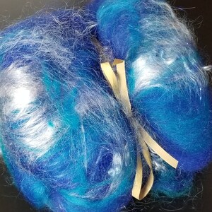 Art Batt Wool and Silk Deep Dive Blend for Yarn image 3