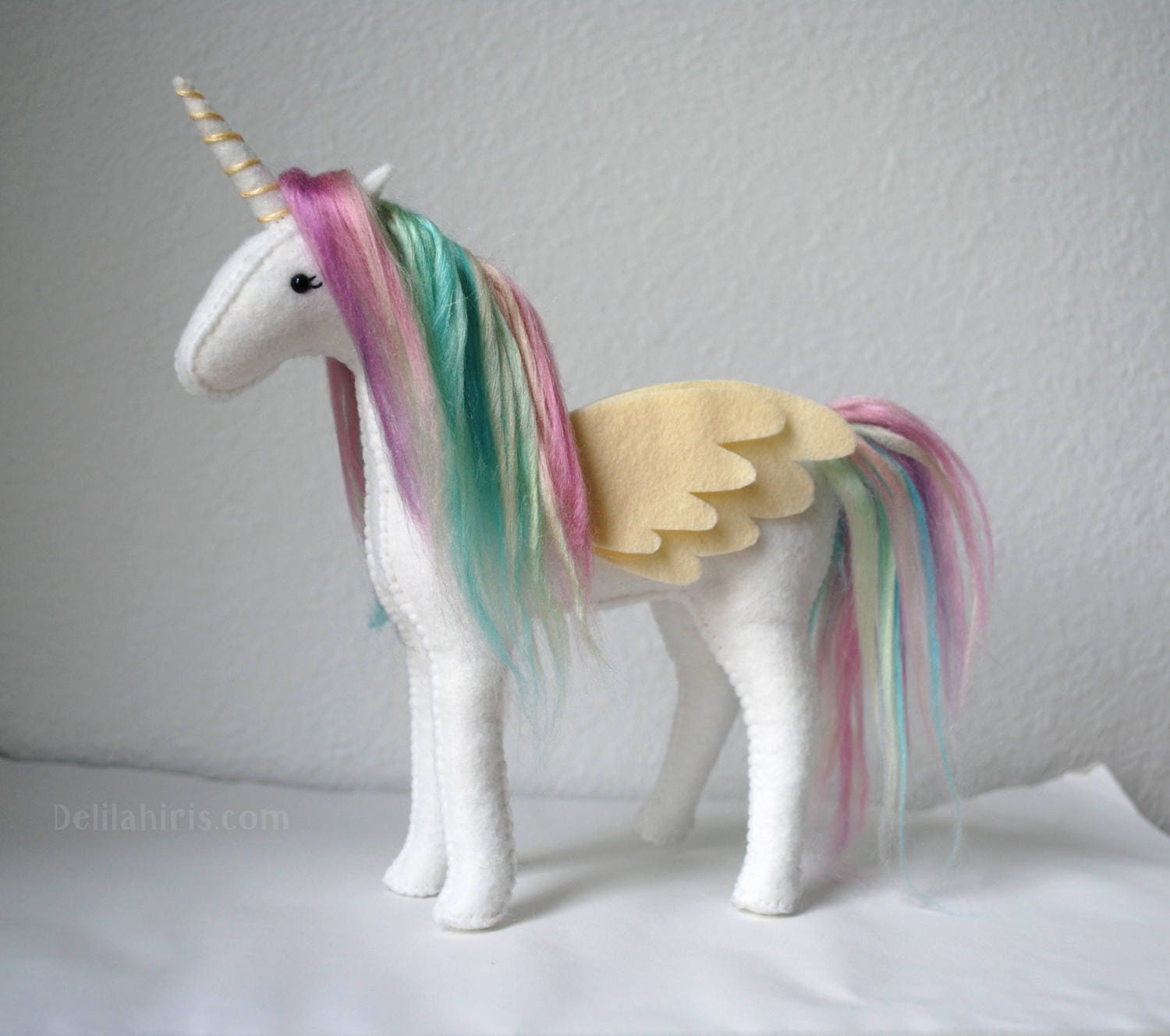 Единорог из пенопласта своими руками