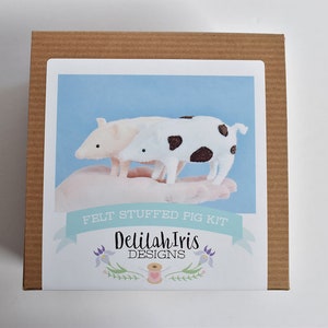 Felt pig pattern diy sewing kit