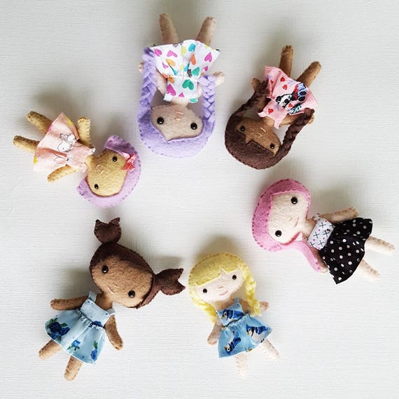 Muñecas de fieltro personalizadas sale