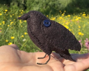 Felt Bird Pattern, Raven Crow Sewing Pattern, PDF SVG DIY Craft