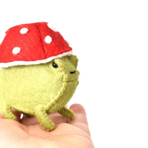 Felt Frog Pattern with PDF & SVG featuring Mushroom, Flower Bud and Lilli-Pad Hats image 6