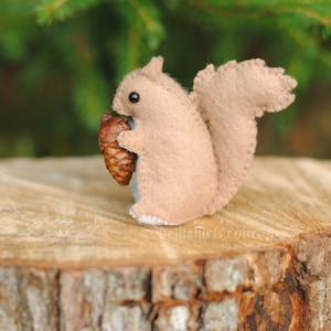 Little Felt Squirrel Sewing Pattern - Felt Animal Pattern - Make Your Own Stuffed Animal - 3 inch Stuffed Squirrel