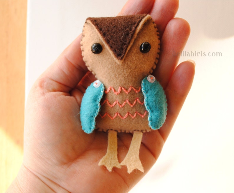 Felt Owl Ornament Sewing Pattern DIY Craft Project image 3