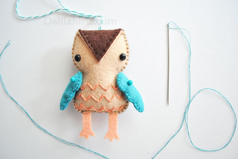 Felt Owl Ornament Sewing Pattern DIY Craft Project image 5