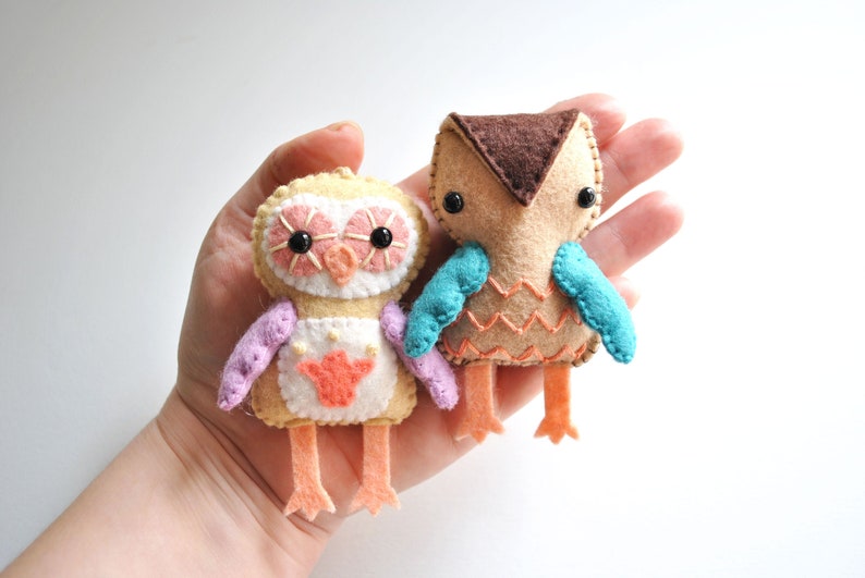 Felt Owl Ornament Sewing Pattern DIY Craft Project image 1