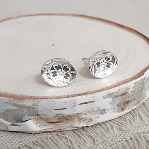 Petal Cup Stud Earrings in Wildflower