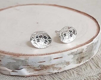 Petal Cup Stud Earrings in Wildflower