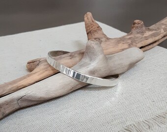 Hammer Textured Bark Bracelet