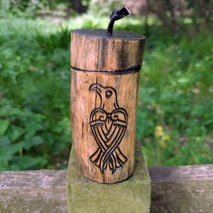 Recipiente ritual celta – Almacén de madera hueco para altar de brujas Raven