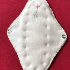 Menstrual Pad, Organic Cotton, Light to Moderate flow, panty liners 8”x6”