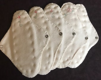 Organic Cotton Cloth Menstrual Pads,heavy flow, like sitting on a cloud. 5 count