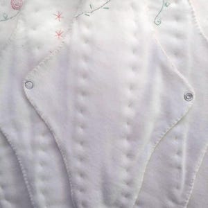 Organic Cotton Postpartum Pads: Heavy Flow Overnight Cloth Pads (5 Count)
