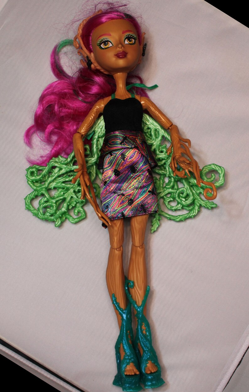 ever-after-high-discontinued-treesa-thornwillow-doll-for-etsy