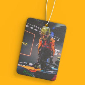 ランド・ノリス マクラーレン 車用芳香剤、F1 ファンギフト、F1 グッズ、車用アクセサリー、モータースポーツ愛好家、自動車用芳香剤、スポーツ用装飾品