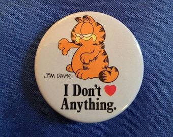 Vintage Garfield Button
