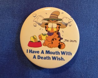 Vintage Garfield Button
