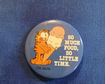 Vintage Garfield Button