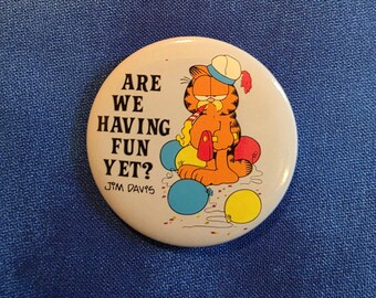Vintage Garfield Button