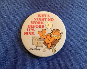 Vintage Garfield Button