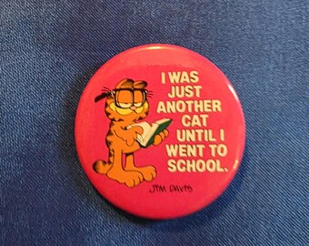 Vintage Garfield Button