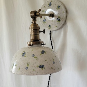 Estilo n.° 102 Hermoso aplique de arándanos hecho a mano, aplique de pared de estilo rústico, aplique de pared, lámpara de cerámica, aplique de pared de cerámica, lámpara de cocina