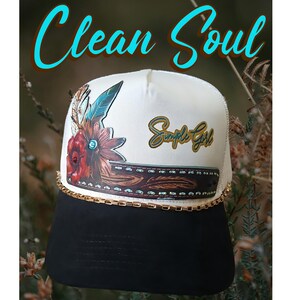 Clean Soul Trucker Hat – Simple Girl Western Floral & Feather Design
