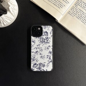 Retro bläckblommande iPhoneskal för iPhone 16 15 14 13 12 Pro Max Xr Mini SE, Boho iPhone 7 8 Plus telefonskal, Personligt telefonskal bild 2
