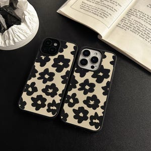 Cute Flower iPhone Case For iPhone 16 15 14 13 12 Pro Max Xr Mini SE Case Boho iPhone 16 15 8 Plus Pro Case Aesthetic iPhone Cover