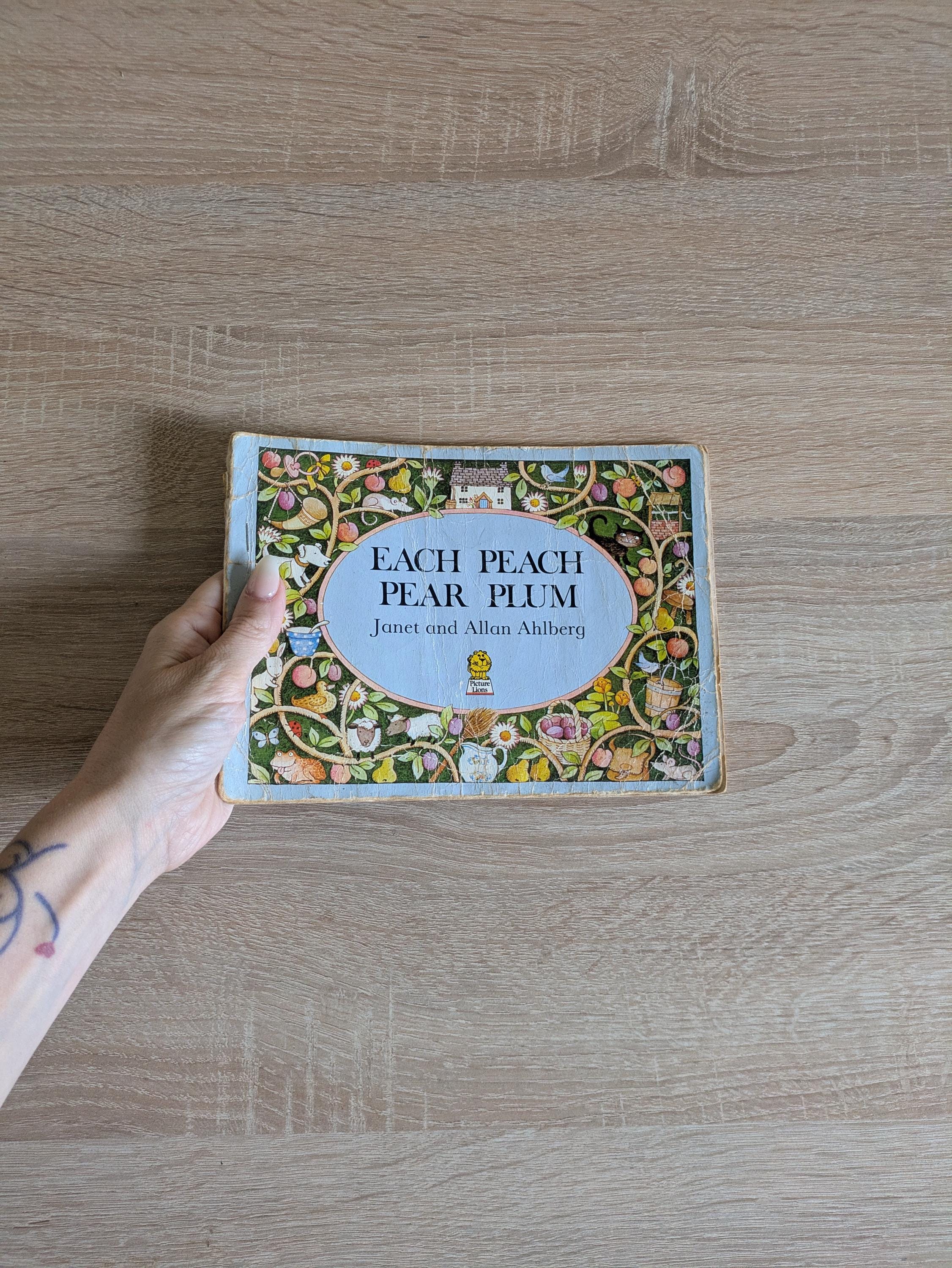 Each Peach Pear Plum, by Janet and Allan Ahlberg Rare Vintage - Etsy