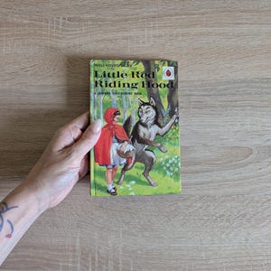 Well Loved Tales: Little Red Riding Hood 1981 hardback Ladybird vintage rare book Series 606d