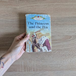 Well Loved Tales: The Princess and the Pea. Matt hardback Ladybird vintage rare book Series 606d