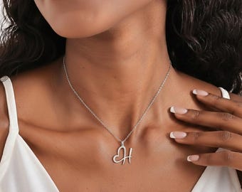 Custom Initial Necklace with Heart Necklace with Initial Personalized Initial Heart Necklace with Letter Necklace with Heart Dainty Mom Gift