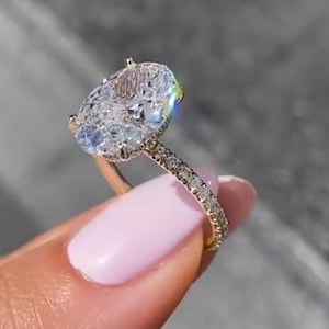Big Hailey Bieber Oval Lab Grown Diamond Engagement Ring,  4 carat Hidden Halo Lab Diamond Ring, High Quality VVS Certified Diamond Ring