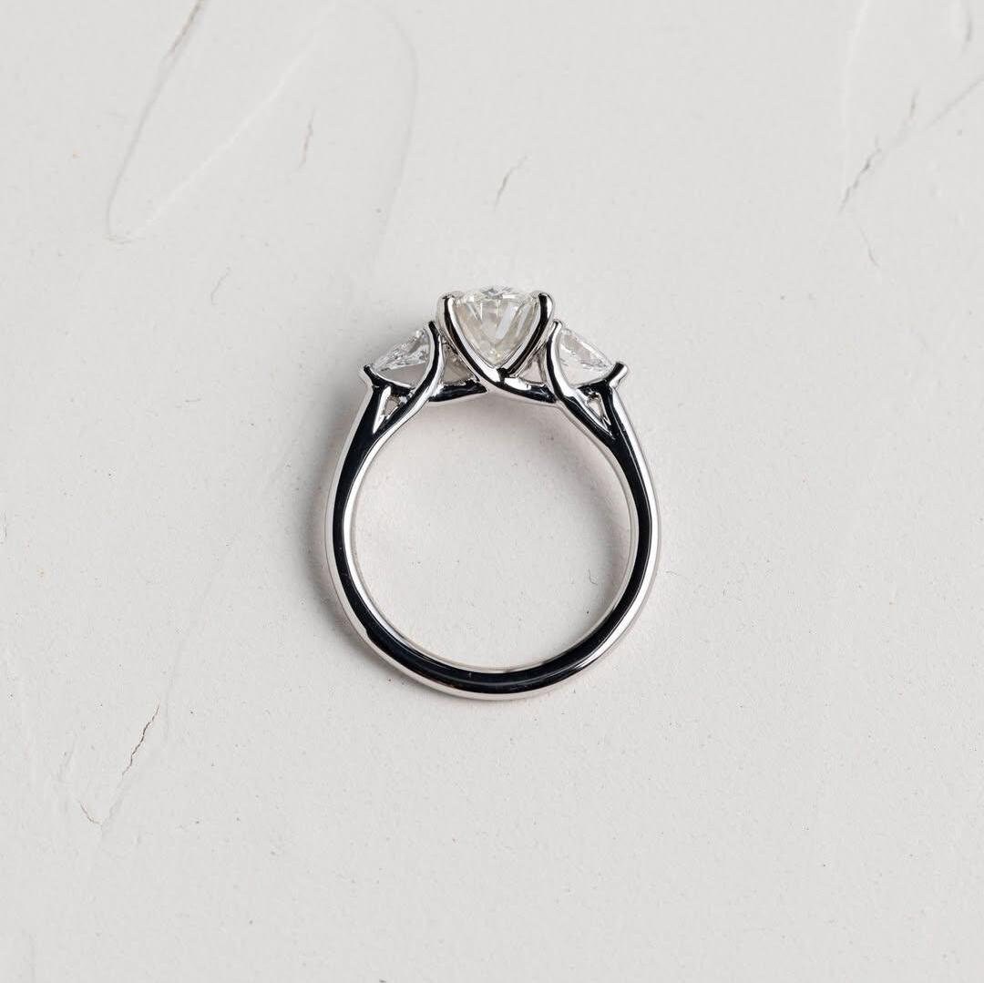 Bague Ethnique Vintage En Argent 925 Avec 3 Sodalites Bleues - Taille 52