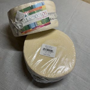 Moda - Bella Solids Jelly Roll - 9900JR-11