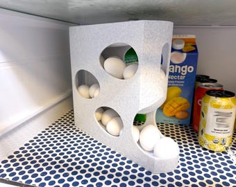 Unidad de almacenamiento de huevos impresa en 3D: huevera giratoria de 4 niveles