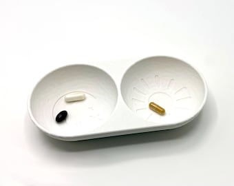 Custom 3D-Printed Morning & Night Pill Tray | Faceted Design with Sun and Moon Symbols