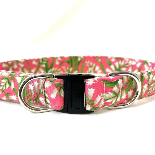 BREAKAWAY Dog Collar for Boy, Girl - Tiny White Flowers on Pink - Safety