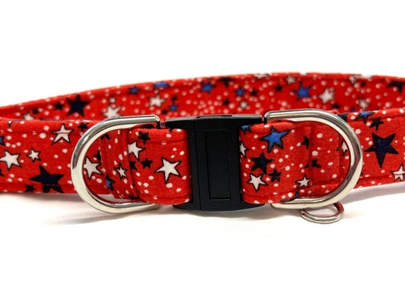 BREAKAWAY Dog Collar for Boy, Girl -Patriotic Stars on Red  -  With Extra D-Ring- Safety