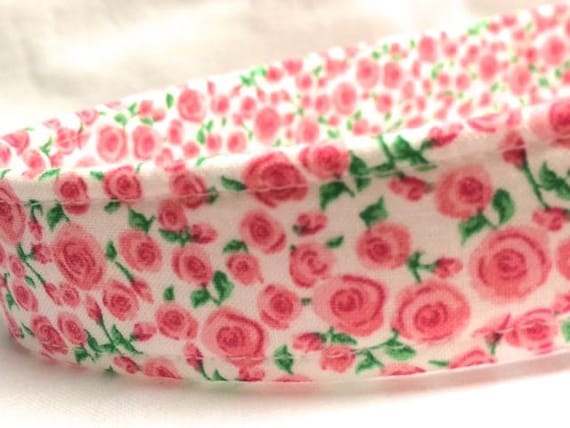 Girl Dog Collar - Tiny Pink Roses