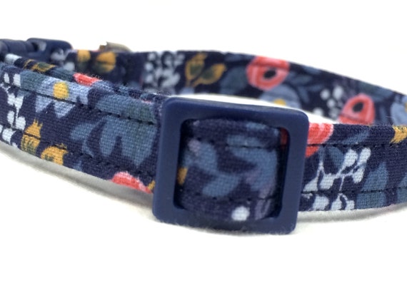 Rifle Paper Co. Cat Collar - Les Fleurs Rosa Floral Navy - Breakaway
