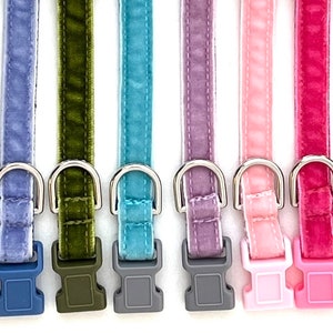 Velvet Cat Collar - Breakaway With Bell - 24 Velvet Colors - 3/8&quot;