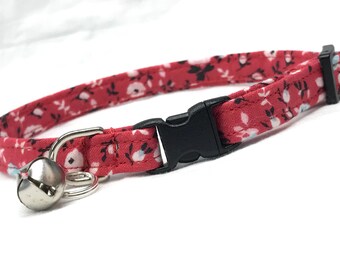 Cat Collar for Boy Girl - Red Old Fashioned Flowers - Breakaway