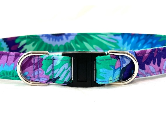 BREAKAWAY Dog Collar for Boy, Girl - Beautiful Big Flowers- Safety