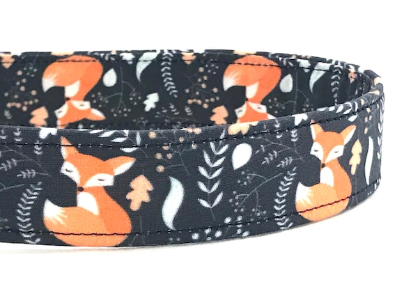 Sleeping Foxes Dog Collar - Dark Navy Blue