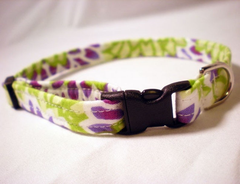 Purple, Green Flowers Cat Collar for Boy, Girl Breakaway image 1