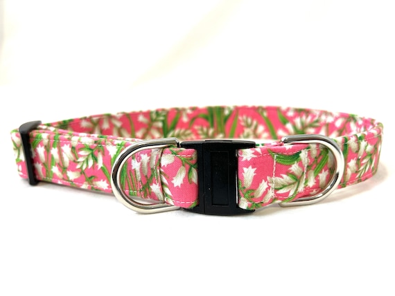 BREAKAWAY Dog Collar for Boy, Girl - Tiny White Flowers on Pink - Safety