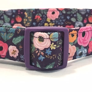 Purple Dog Collar - Retro Flowers - Dark Plum - Green - Black