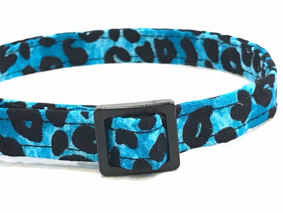 Cat Collar for Girl - Breakaway- Blue Leopard Print